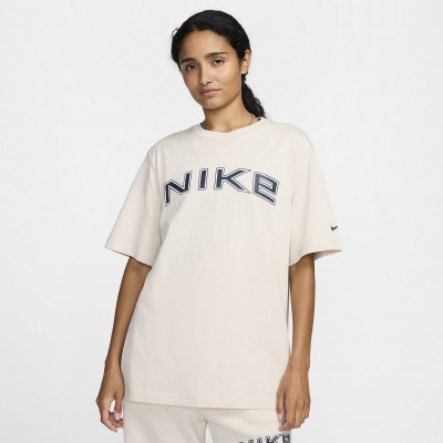 Nike Sportswear Womens Loose Short-Sleeve Graphic T-Shirt HQ1679-104